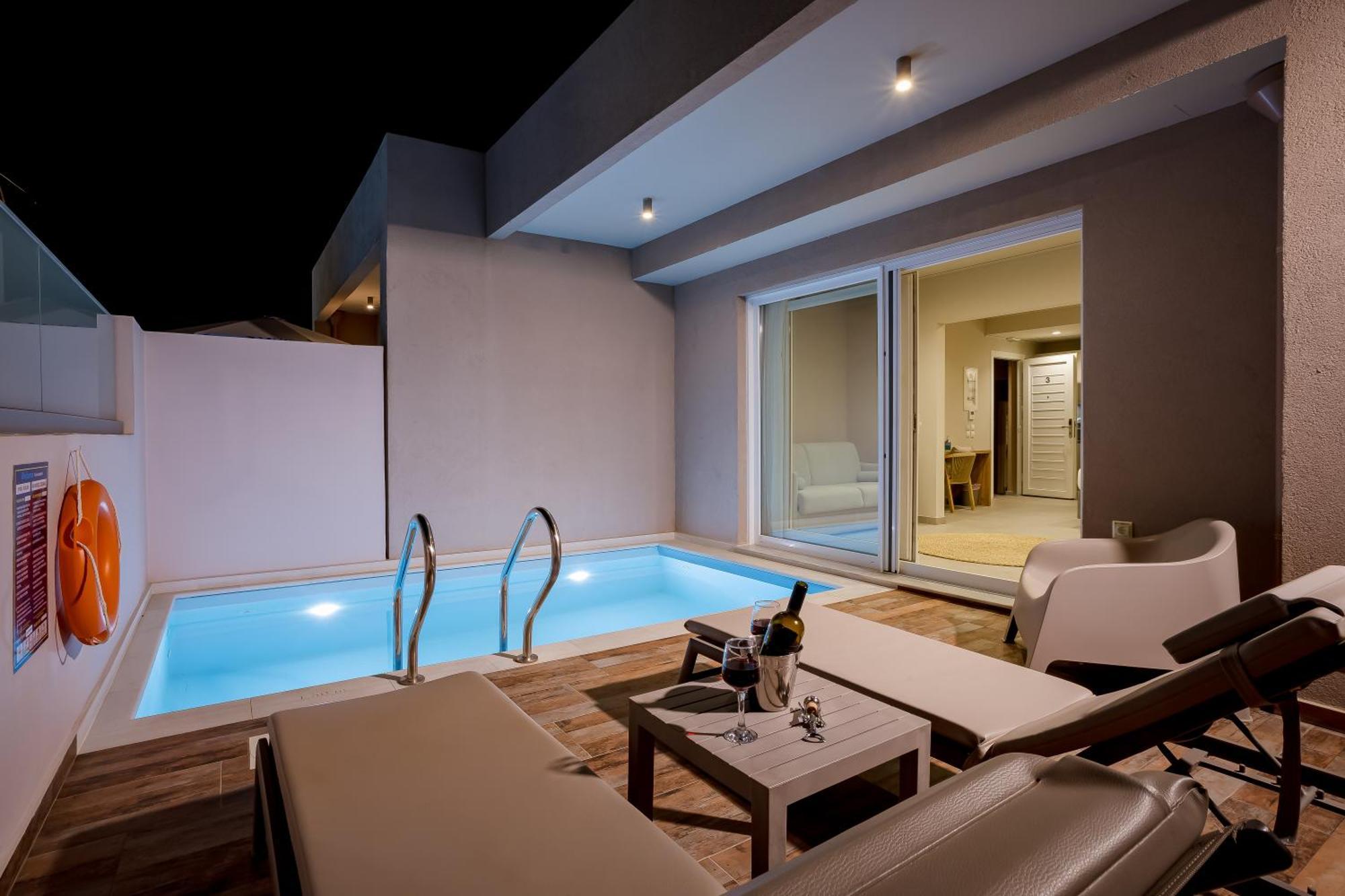 Sarpidon Suites Agia Marina エクステリア 写真